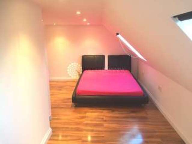 Image of 1 bedroom Apartment to rent in Rosedene Avenue London SW16 at Rosedene Avenue  Greater London, SW16 2LS
