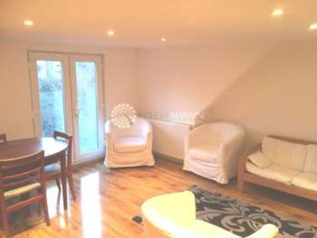  Image of 1 bedroom Apartment to rent in Rosedene Avenue London SW16 at Rosedene Avenue  Greater London, SW16 2LS