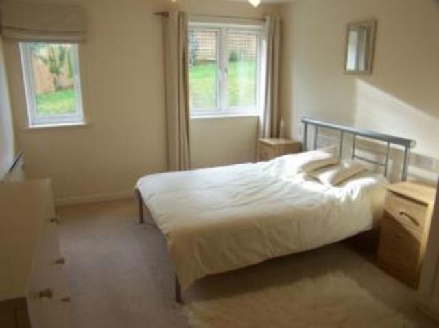  Image of 2 bedroom Flat to rent in Hill Lane Southampton SO15 at 23 Hill Lane  SOUTHAMPTON, SO15 5PA