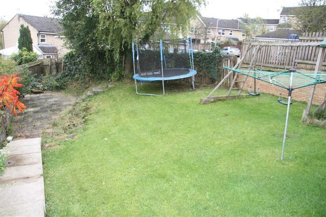  Image of 4 bedroom Detached house for sale in Roundhead Fold Apperley Bridge Bradford BD10 at Apperley Bridge Bradford Calverley, BD10 0UG