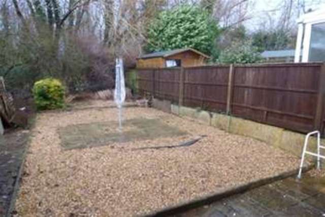  Image of 1 bedroom Bungalow to rent in Nutfield Road Rownhams Southampton SO16 at Southampton, SO16 8JN