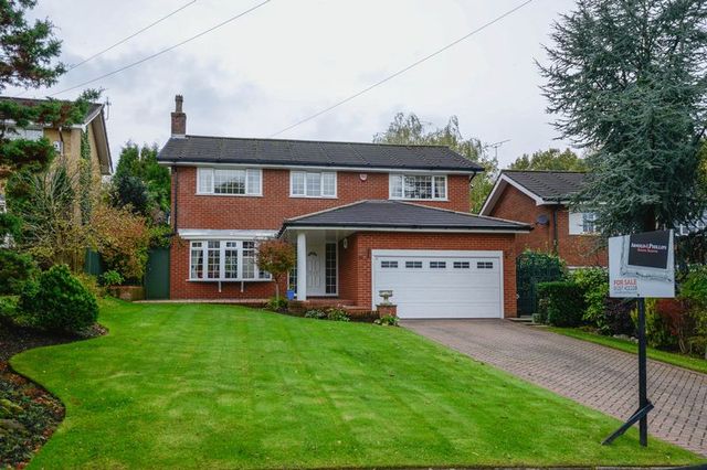  Image of 4 bedroom Detached house for sale in Rowton Rise Standish Wigan WN1 at Rowton Rise Standish Wigan, WN1 2TU