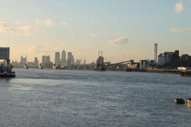  Image of 1 bedroom Flat for sale in Cadogan Road London SE18 at Woolwich, SE18 6YL
