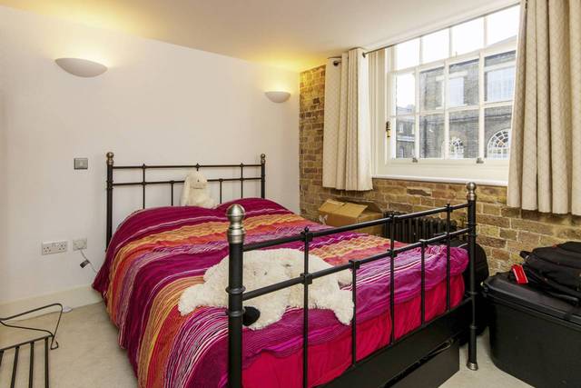 Image of 2 bedroom Flat for sale in Argyll Road London SE18 at Royal Arsenal  Woolwich, SE18 6XB