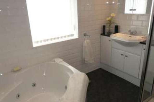  Image of 4 bedroom Detached house for sale in Roydscliffe Drive Bradford BD9 at Heaton Bradford Shipley, BD9 5PL
