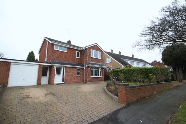  Image of 4 bedroom Detached house for sale in Rugby Close Newcastle-under-Lyme ST5 at Rugby Close Westlands Newcastle, ST5 3JN