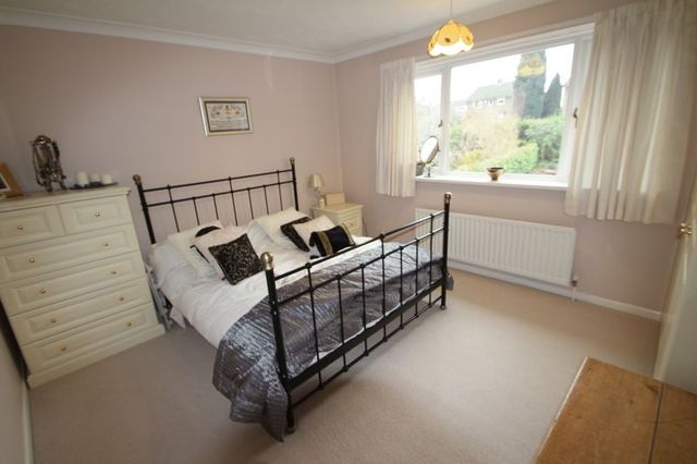  Image of 4 bedroom Detached house for sale in Rugby Close Newcastle-under-Lyme ST5 at Rugby Close Westlands Newcastle, ST5 3JN