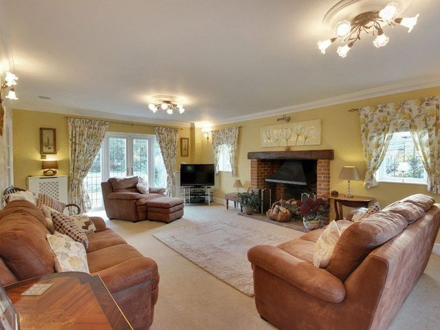  Image of 5 bedroom Detached house for sale in Rusper Road Ifield Crawley RH11 at Rusper Road Ifield Crawley, RH11 0LQ