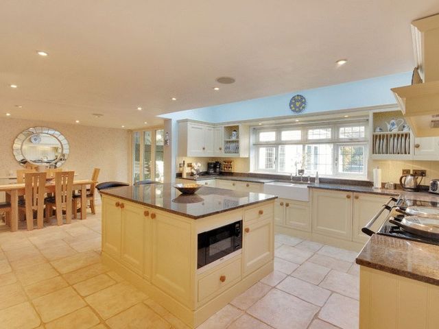  Image of 5 bedroom Detached house for sale in Rusper Road Ifield Crawley RH11 at Rusper Road Ifield Crawley, RH11 0LQ