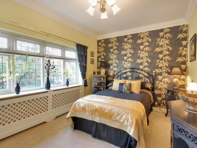  Image of 5 bedroom Detached house for sale in Rusper Road Ifield Crawley RH11 at Rusper Road Ifield Crawley, RH11 0LQ