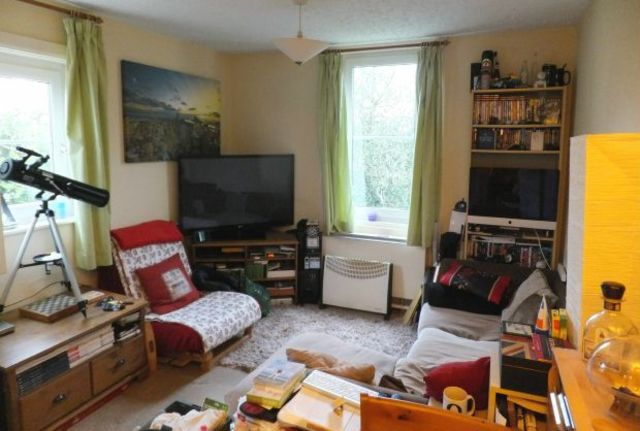  Image of 1 bedroom Flat for sale in Rusthall Road Tunbridge Wells TN4 at Rusthall  Tunbridge Wells, TN4 8PA