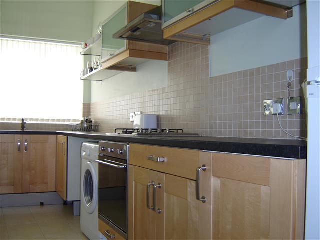  Image of 6 bedroom Terraced house to rent in Rutland Avenue Sefton Park Liverpool L17 at Aigburth  Liverpool, L17 2AF
