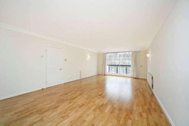  Image of 3 bedroom Apartment to rent in Rutland Gate London SW7 at South Kensington South Kensington London, SW7 1BH
