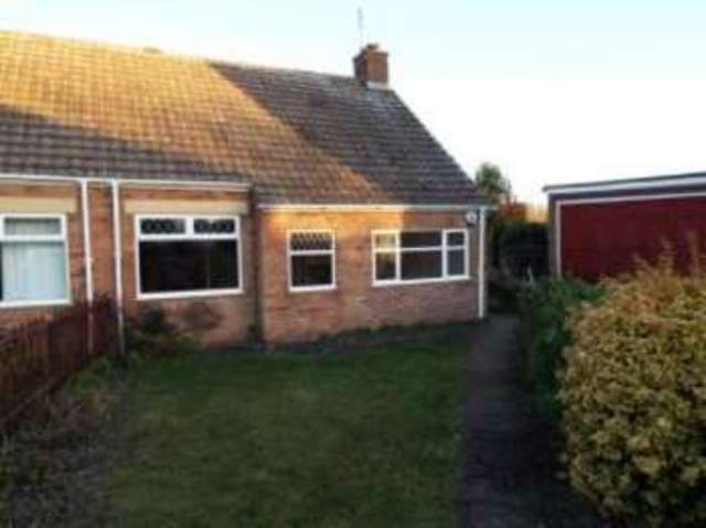  Image of 3 bedroom Bungalow for sale in Ryehill Close Isham Kettering NN14 at Isham Kettering Isham, NN14 1HE