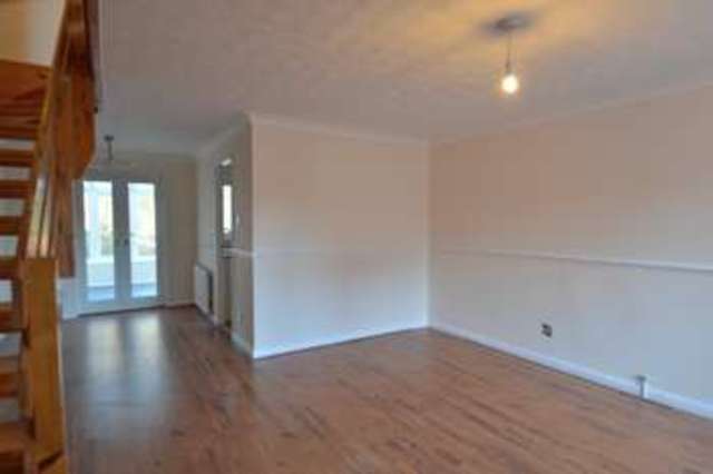  Image of 3 bedroom Semi-Detached house to rent in Salcombe Close Chandler
