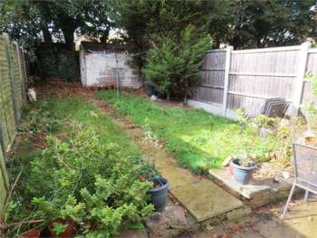  Image of 3 bedroom Terraced house for sale in Salisbury Avenue Westcliff-on-Sea SS0 at Salisbury Avenue Westcliff on sea Prittlewell, SS0 7BB