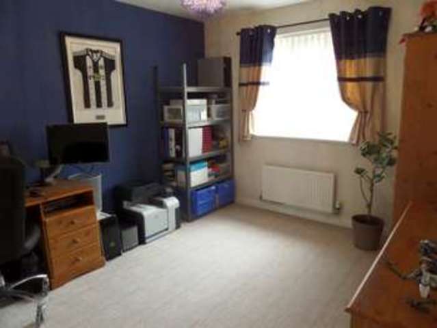  Image of 3 bedroom Semi-Detached house for sale in Samuel Close Newport Pagnell MK16 at Newport Pagnell, MK16 0DA
