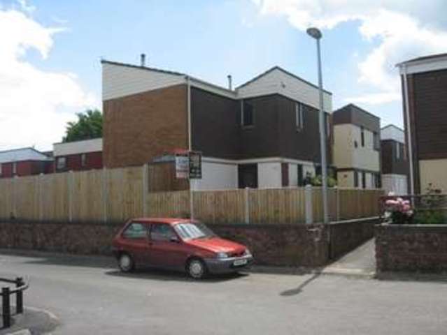  Image of 3 bedroom Semi-Detached house to rent in Sandcroft Sutton Hill Telford TF7 at Sandcroft Sutton Hill Telford, TF7 4AB