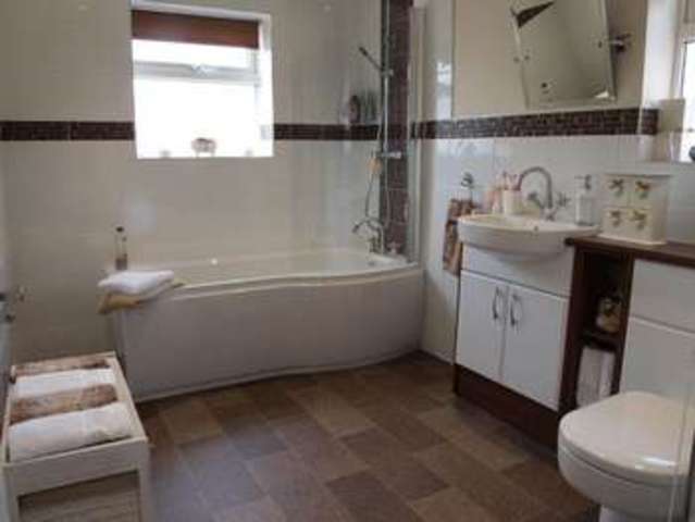  Image of 4 bedroom Detached house for sale in Sandfield Way Newark NG24 at Sandfield Way  Newark, NG24 4QL