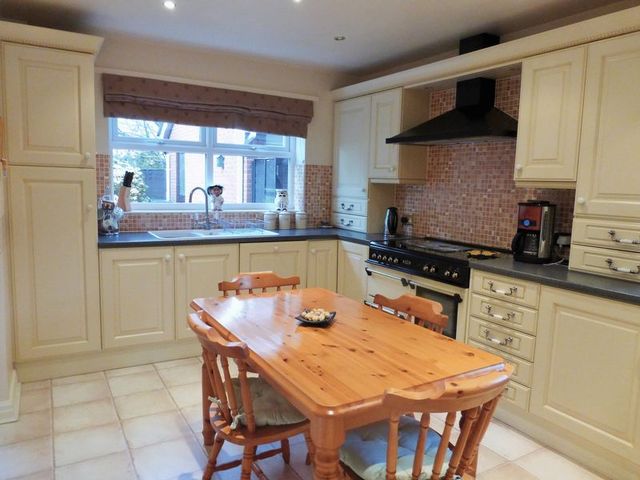  Image of 3 bedroom Detached house for sale in Sandringham Close Tarleton Preston PR4 at Sandringham Close Tarleton Preston, PR4 6UZ