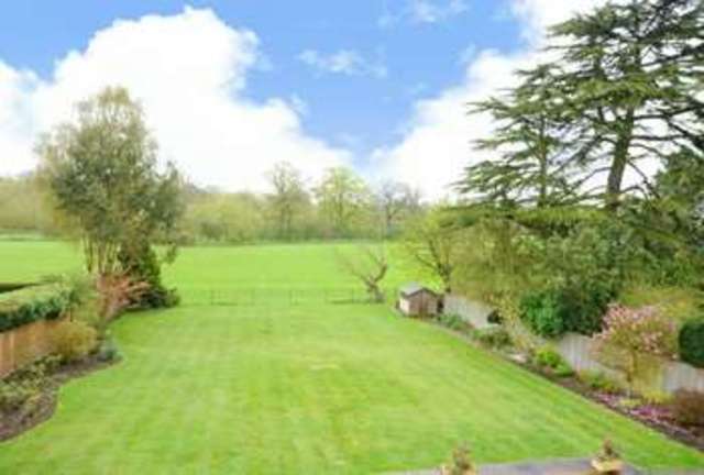  Image of 5 bedroom Detached house for sale in Sandy Lodge Road Rickmansworth WD3 at Moor Park  Rickmansworth, WD3 1LP