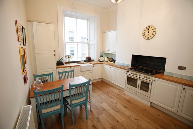  Image of 3 bedroom Flat to rent in Sandyford Place Glasgow G3 at Park Glasgow Glasgow, G3 7NG