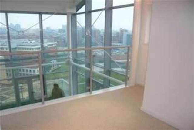  Image of 2 bedroom Flat to rent in Gotts Road Leeds LS12 at Leeds, LS12 1DP