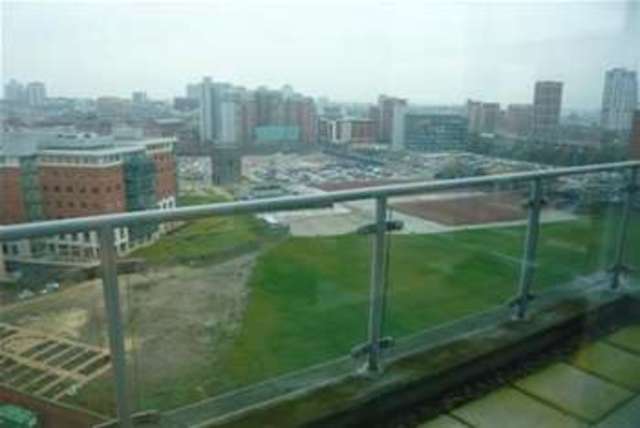  Image of 2 bedroom Flat to rent in Gotts Road Leeds LS12 at Leeds, LS12 1DP