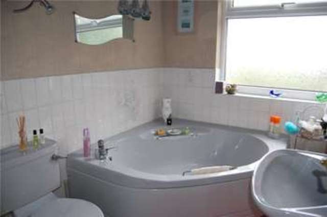  Image of 3 bedroom Detached house for sale in Sapgate Lane Thornton Bradford BD13 at Thornton Bradford Thornton, BD13 3DY