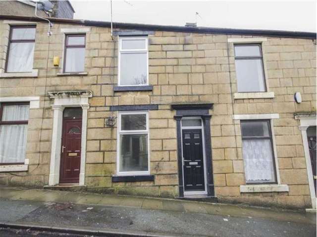  Image of 2 bedroom Terraced house to rent in Sarah Street Darwen BB3 at Sarah Street  Bolton, BB3 3ET