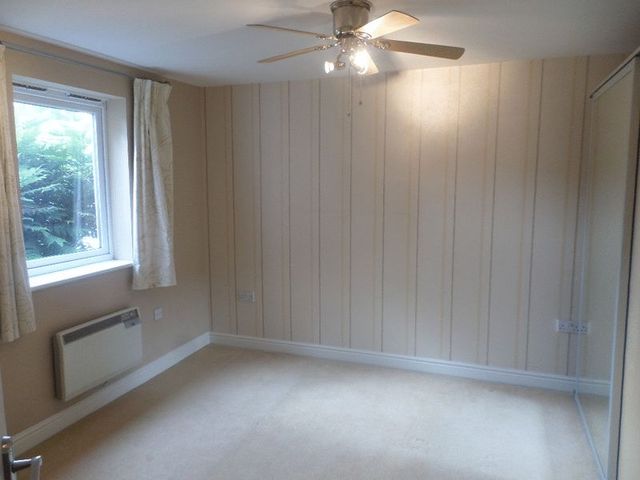  Image of 2 bedroom Flat to rent in Saville Close Wellington Telford TF1 at Saville Close Wellington Telford, TF1 2DG