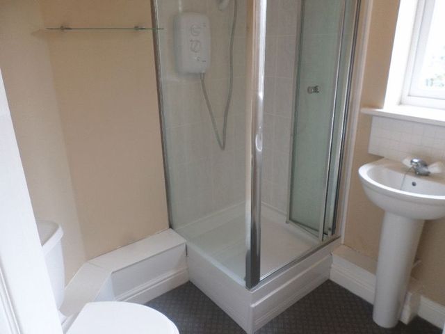  Image of 2 bedroom Flat to rent in Saville Close Wellington Telford TF1 at Saville Close Wellington Telford, TF1 2DG