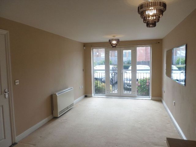  Image of 2 bedroom Flat to rent in Saville Close Wellington Telford TF1 at Saville Close Wellington Telford, TF1 2DG