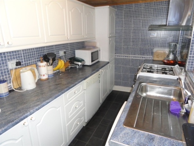  Image of 3 bedroom Terraced house for sale in Scarborough Road Shipley BD18 at Shipley, BD18 3DW