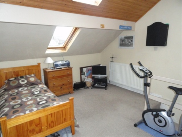  Image of 3 bedroom Terraced house for sale in Scarborough Road Shipley BD18 at Shipley, BD18 3DW