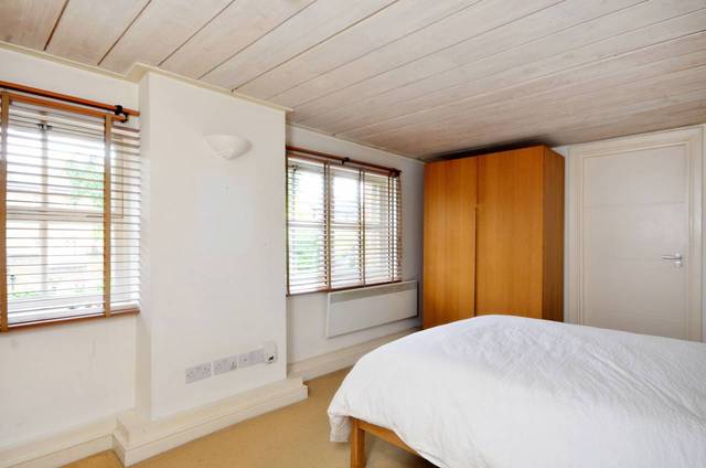  Image of 2 bedroom Flat for sale in Scholars Place London N16 at Scholars Place  Stoke Newington, N16 0RF