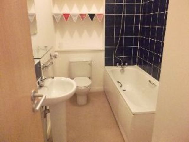  Image of 2 bedroom Flat to rent in Quarrier