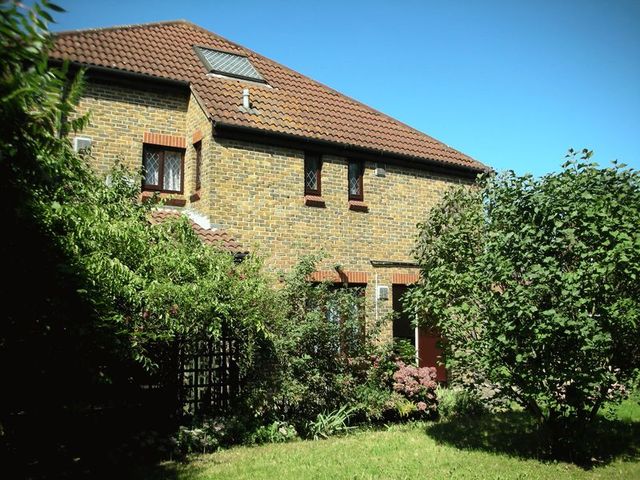  Image of 7 bedroom Property to rent in School Lane Egham TW20 at School Lane  Egham, TW20 9LQ