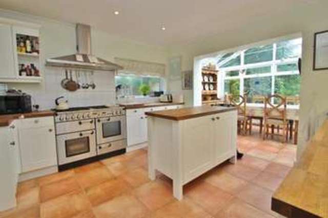  Image of 2 bedroom Detached house for sale in Scotts Grove Road Chobham Woking GU24 at Chobham Surrey Chobham, GU24 8DY