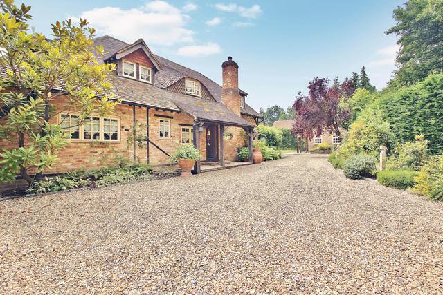  Image of 4 bedroom Detached house for sale in Scotts Grove Road Chobham Woking GU24 at Chobham Surrey West End, GU24 8DW