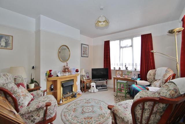  Image of 2 bedroom Detached house for sale in Scotts Grove Road Chobham Woking GU24 at Chobham Chobham, GU24 8DY