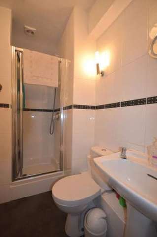  Image of 1 bedroom Flat for sale in Sea Lawn Terrace Dawlish EX7 at Sea Lawn Terrace  Langdon House, EX7 0AD