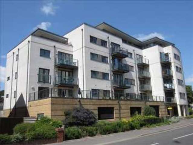  Image of 2 bedroom Flat for sale in Sea Road Boscombe Bournemouth BH5 at Sea Road Boscombe Bournemouth, BH5 1BP