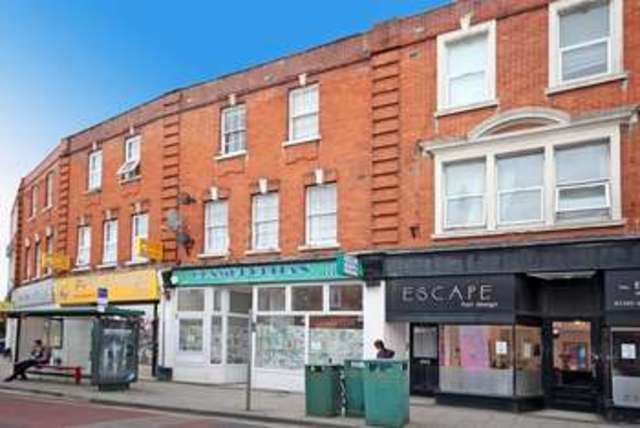  Image of 2 bedroom Flat for sale in Seabourne Road Southbourne Bournemouth BH5 at Seabourne Road Southbourne Bournemouth, BH5 2HL