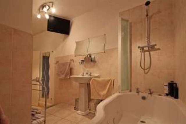  Image of 2 bedroom Flat for sale in Seabourne Road Southbourne Bournemouth BH5 at Seabourne Road Southbourne Bournemouth, BH5 2HL