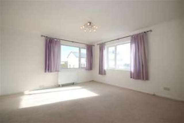  Image of 2 bedroom Flat to rent in Pelham Road Seaford BN25 at Seaford, BN25 1EH