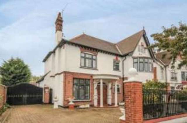  Image of 4 bedroom Detached house for sale in Seagry Road London E11 at Wanstead London Wanstead, E11 2NG
