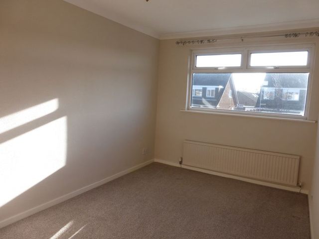  Image of 3 bedroom Semi-Detached house to rent in Seaton Way Southport PR9 at Seaton Way Marshside Southport, PR9 9GP
