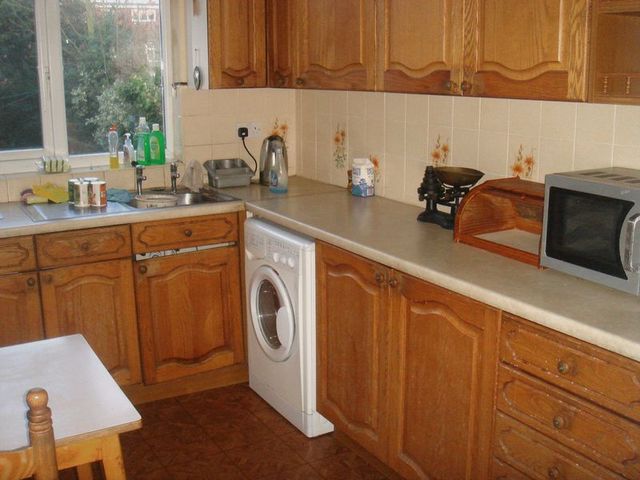  Image of 4 bedroom Semi-Detached house for sale in Sedgecombe Avenue Kenton Harrow HA3 at Sedgecombe Avenue  Harrow, HA3 0HW