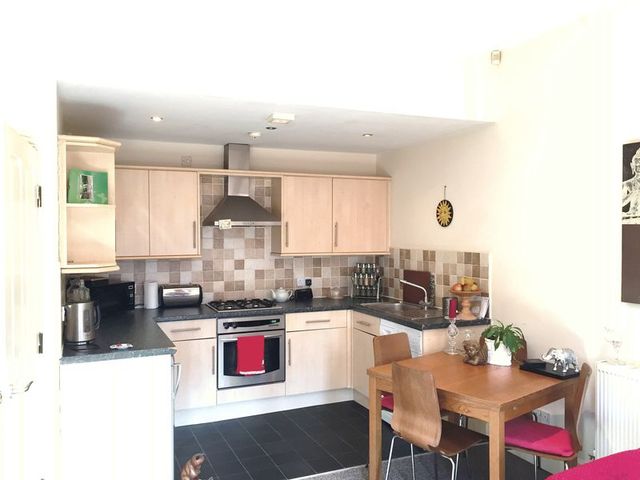  Image of 2 bedroom Flat for sale in Sefton Drive Sefton Park Liverpool L8 at 11 Sefton Drive Sefton Park Liverpool, L8 3SD